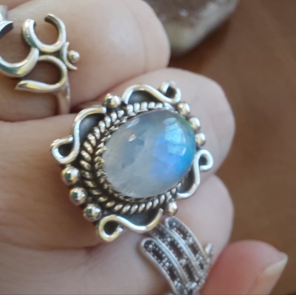 Sterling Silver Moonstone Vintage Style Statement Ring - Picture 10 of 15
